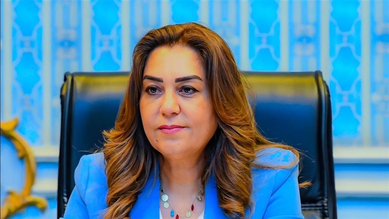 الدكتورة منال عوض