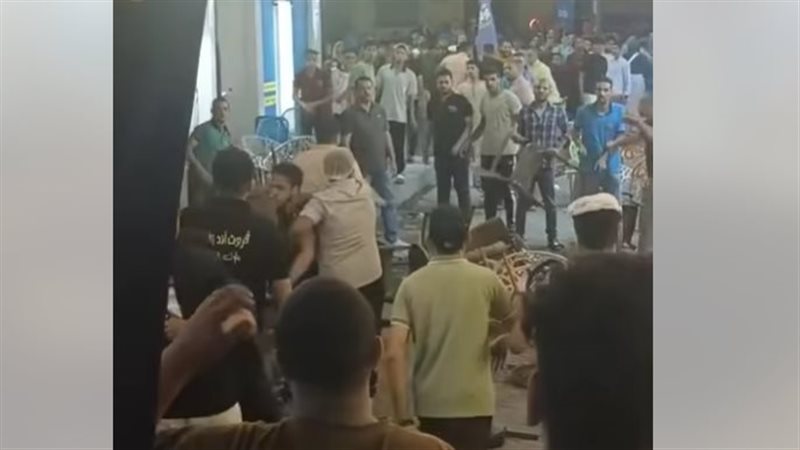 مشاجرة عمال كافتريات