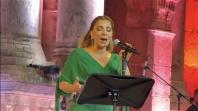 أصالة تتألق في ختام مهرجان جرش بالأردن وابنتها شام تدعمها (فيديو)