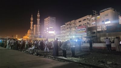 مصرع 4 أشخاص دهسا أسفل عجلات قطار في جرجا بسوهاج (صور)