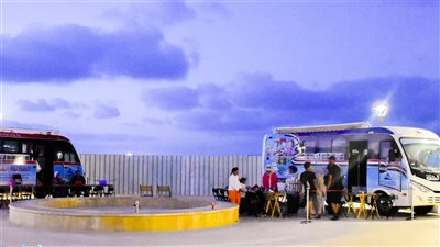 مكتبات مصر العامة المتنقلة تشارك بمهرجان “ليالينا في العلمين” (صور)