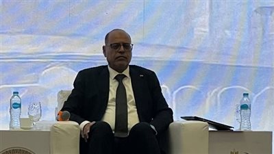 وزير العمل: 100 ألف فرصة عمل فى صربيا.. ولم نتقاضَ مليما نظير مساعدة المصريين (صور) 