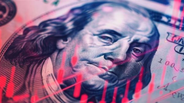 انخفاض الدولار بضغط بيانات التضخم الأمريكي، والإسترليني يصعد بعد خفض الفائدة البريطانية