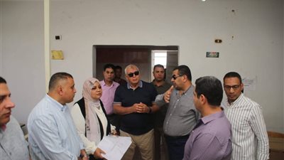 محافظ الوادي الجديد يبحث إنشاء مركز تكنولوجي بالديوان العام 