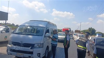 محافظ الدقهلية يتابع حملة للكشف عن تعاطي المخدرات بطريق المنصورة - ميت غمر