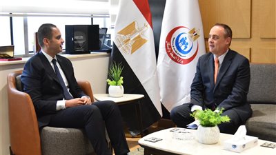 نائب وزير الصحة يعقد اجتماعًا مع ممثل صندوق الأمم المتحدة للسكان