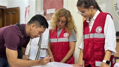 الهلال الأحمر يطلق حملة للتبرع بالدم بالتعاون مع سفارة إندونيسيا 