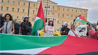 مسؤول يوناني لسفير إسرائيل: لا نقبل دروسًا في الديمقراطية من الذين يقتلون المدنيين