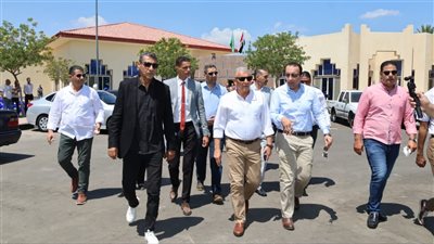 محافظ الإسماعيلية يتفقد أعمال التطوير داخل القرية الأوليمبية (صور)