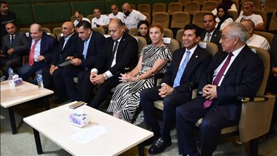 وزير الشباب يشهد مؤتمر بطولة العالم لرفع الأثقال البارالمبية