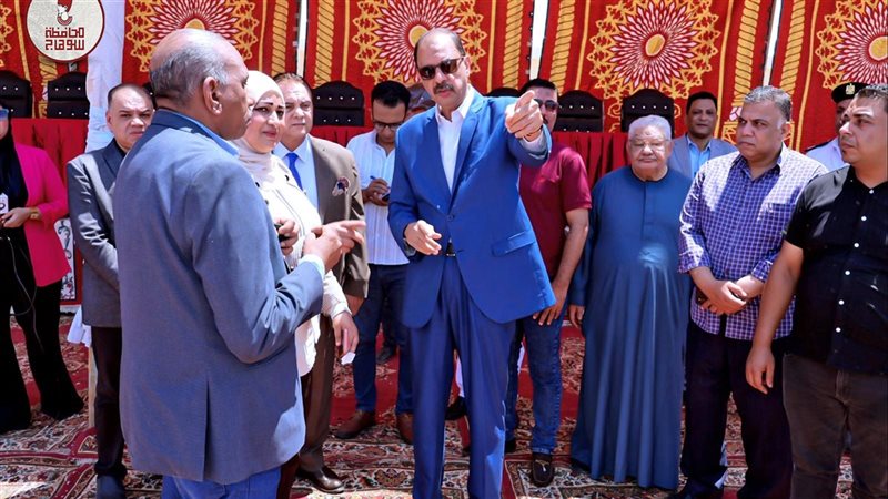 محافظ سوهاج يتفقد