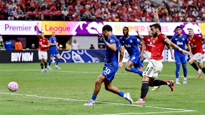 مانشستر يونايتد وإيفرتون،