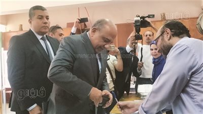 انتخابات مجلس الشيوخ 2025، وزير الكهرباء يصوت بمدرسة المنارة بمدينة نصر (فيديو وصور)