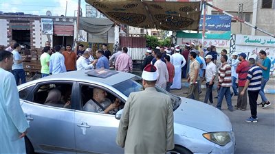 الرجال يتصدرون المشهد أمام لجان انتخابات الشيوخ في بني عبيد بالدقهلية (صور)