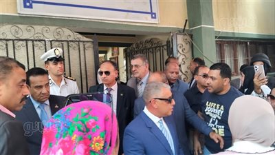 محافظ الإسماعيلية يوجه بتوفير سبل الراحة للمشاركين بانتخابات الشيوخ 2025 (صور) 