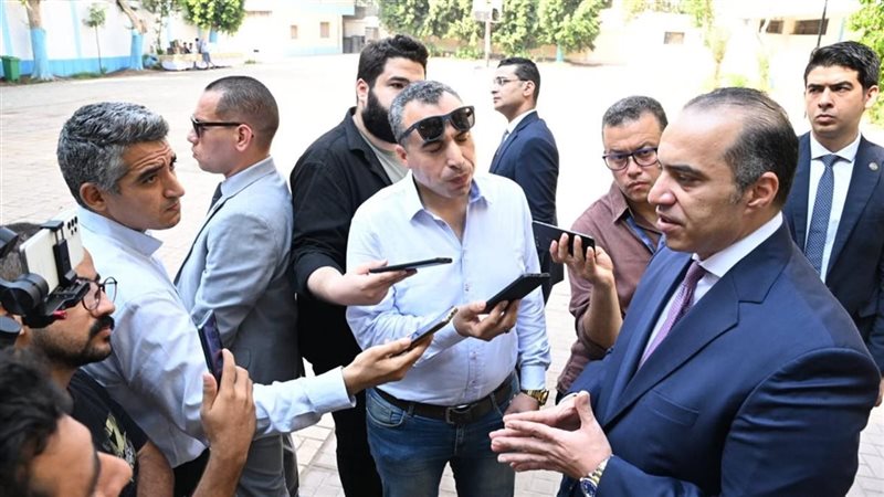 وزير الشؤون النيابية،