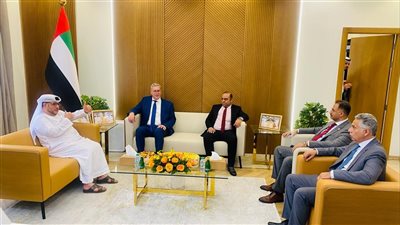 وزير البترول يبحث مع مدير الديوان الأميري بالفجيرة تعزيز التعاون المشترك 