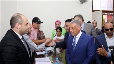 محافظ الإسماعيلية: المشاركة في العملية الانتخابية واجب وطني (صور) 