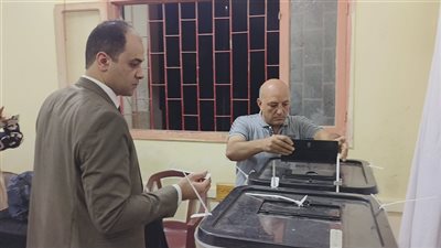 لحظة غلق صناديق الاقتراع في انتخابات مجلس الشيوخ بالدقهلية (صور)
