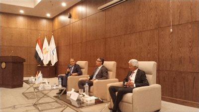 اتحاد الغرف لـ الحكومة: خلي المحليات تخف إيدها عن التجار (فيديو) 