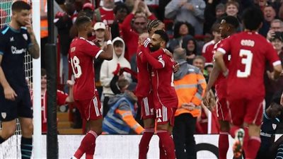 ليفربول يقص شريط الدوري الإنجليزي لموسم 2025-2026 أمام بورنموث 