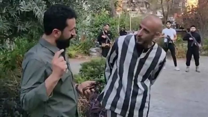 لحظة القبض على قاتل