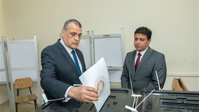 انتخابات مجلس الشيوخ 2025، وزير الإنتاج الحربي عقب تصويته بالمقطم: المشاركة واجب وطني