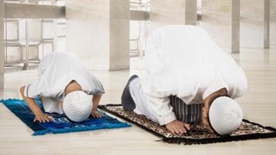 مواقيت الصلاة، موعد أذان الظهر اليوم الإثنين 18 - 8 - 2025 في القاهرة والمحافظات 	