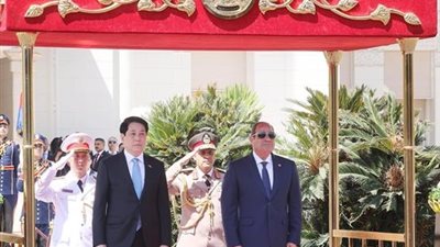  مراسم استقبال رسمية لرئيس فيتنام في قصر الاتحادية