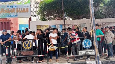 انتخابات الشيوخ 2025، استمرار توافد الناخبين على لجان الاقتراع للإدلاء بأصواتهم ببورسعيد (صور)