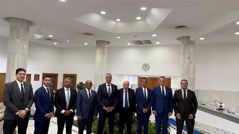 مصر للطيران تتسلم