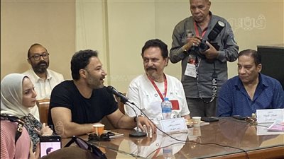 محمد العمروسي: التحقت بمعهد الفنون المسرحية لأحقق حلم والدي