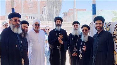 أسقف برج العرب والعامرية يدلي بصوته في انتخابات مجلس الشيوخ