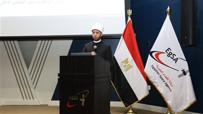 وزير الأوقاف يؤكد دعمه لإصدار موسوعة فقهية متخصصة في نوازل رواد الفضاء
