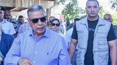 محافظ الإسكندرية يتفقد عددًا من المحاور الحيوية بشرق المدينة