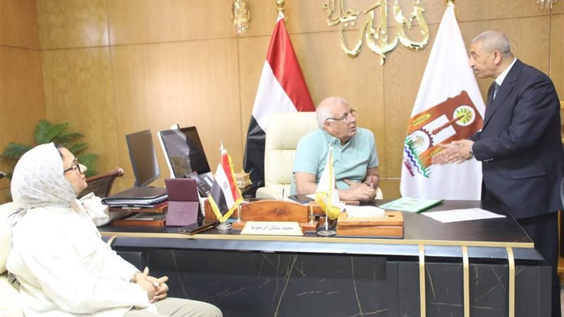 الوادي الجديد، ڤيتو
