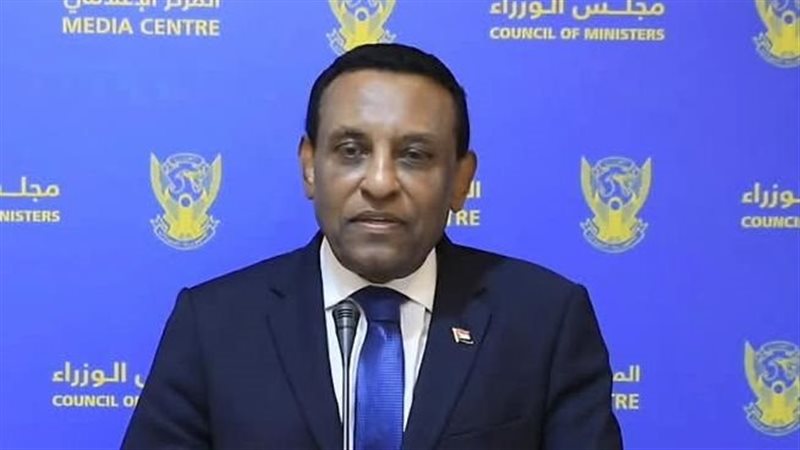 كامل إدريس رئيس الوزراء