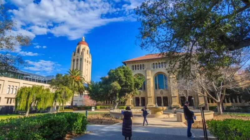 جامعة ستانفورد الأمريكية