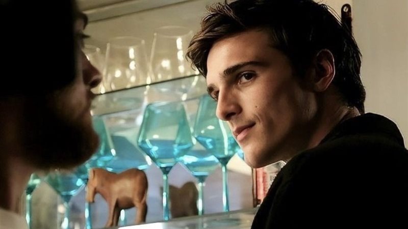 EUPHORIA، فيتو