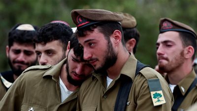 بعد انتحار 16 جنديا، يديعوت أحرونوت تكشف: 26 ألفا من مصابى جيش الاحتلال يعانون اضطرابات نفسية