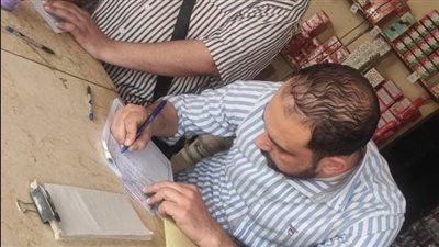 صحة الإسماعيلية تعدم 505 كيلو أغذية فاسدة خلال حملة على الأسواق (صور)