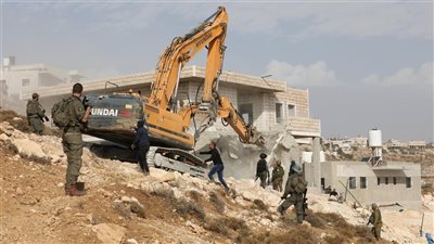 الاحتلال يهدم منزلا في حي وادي قدوم ببلدة سلوان جنوب المسجد الأقصى