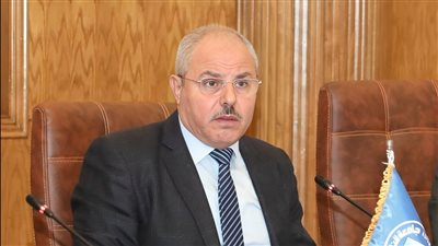 اعتماد نتيجة ليسانس آداب القناة، وإعلان أسماء العشرة الأوائل