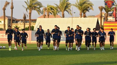 سيراميكا يعسكر بالسويس استعدادا لمواجهة الزمالك في الدوري