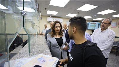 وزيرة التنمية المحلية تتفقد مستوى تقديم الخدمات للمواطنين بحي الموسكي 