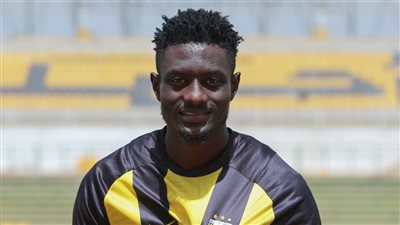 المقاولون العرب يضم النيجيري كالو لدعم هجوم الذئاب