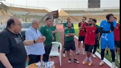 جلسة تحفيزية في المقاولون العرب قبل ضربة البداية بالدوري الممتاز