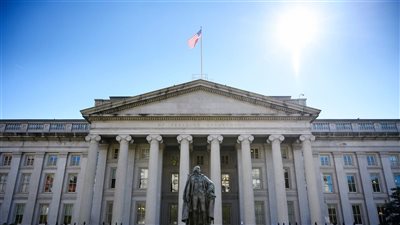 الخزانة الأمريكية تفرض عقوبات جديدة مرتبطة بإيران تشمل 18 كيانا وفردا