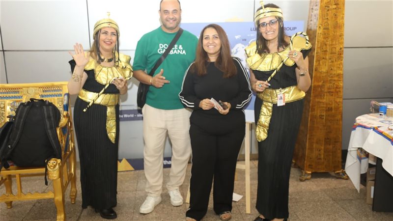 مطار القاهرة، فيتو