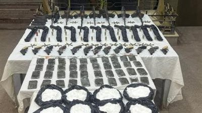  بحوزته ترسانة سلاح، مصرع عنصر إجرامي خلال تبادل لإطلاق النار مع الشرطة بأسيوط 